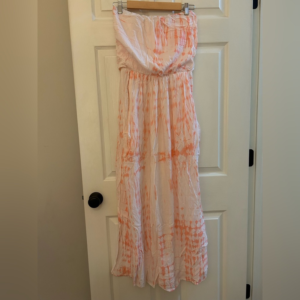Ava Sky Maxi Dress - Size Medium - Beautiful and flowy - has pockets!